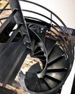 Лестница винтовая металлическая "Скульптура" — изображение 4