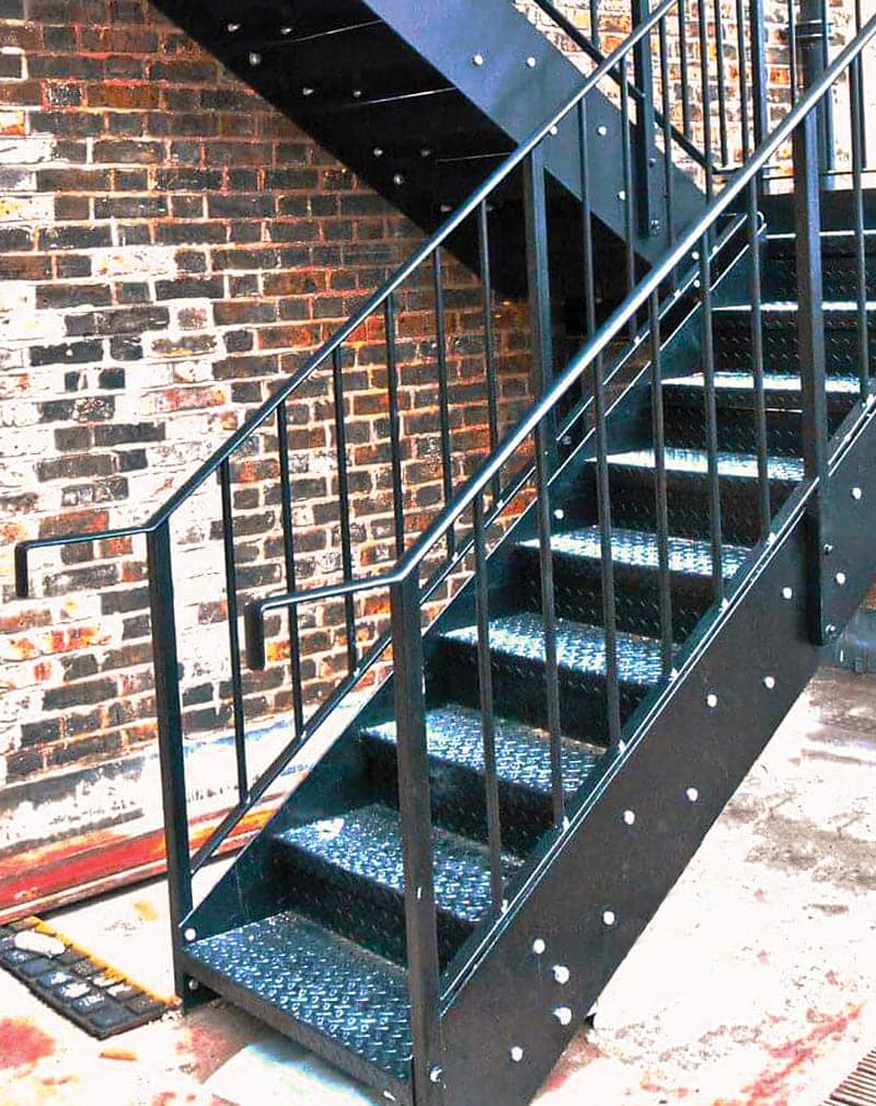 Indus_stair_3.jpg Лестница металлическая лофт "Индастриал" — изображение 1