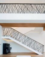 Перила с деревянным поручнем "Нитки Д" — изображение 3