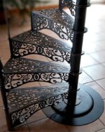 Лестница винтовая металлическая "Кружевная" — изображение 7