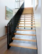 Лестница на металлическом каркасе "Полоса" — изображение 2