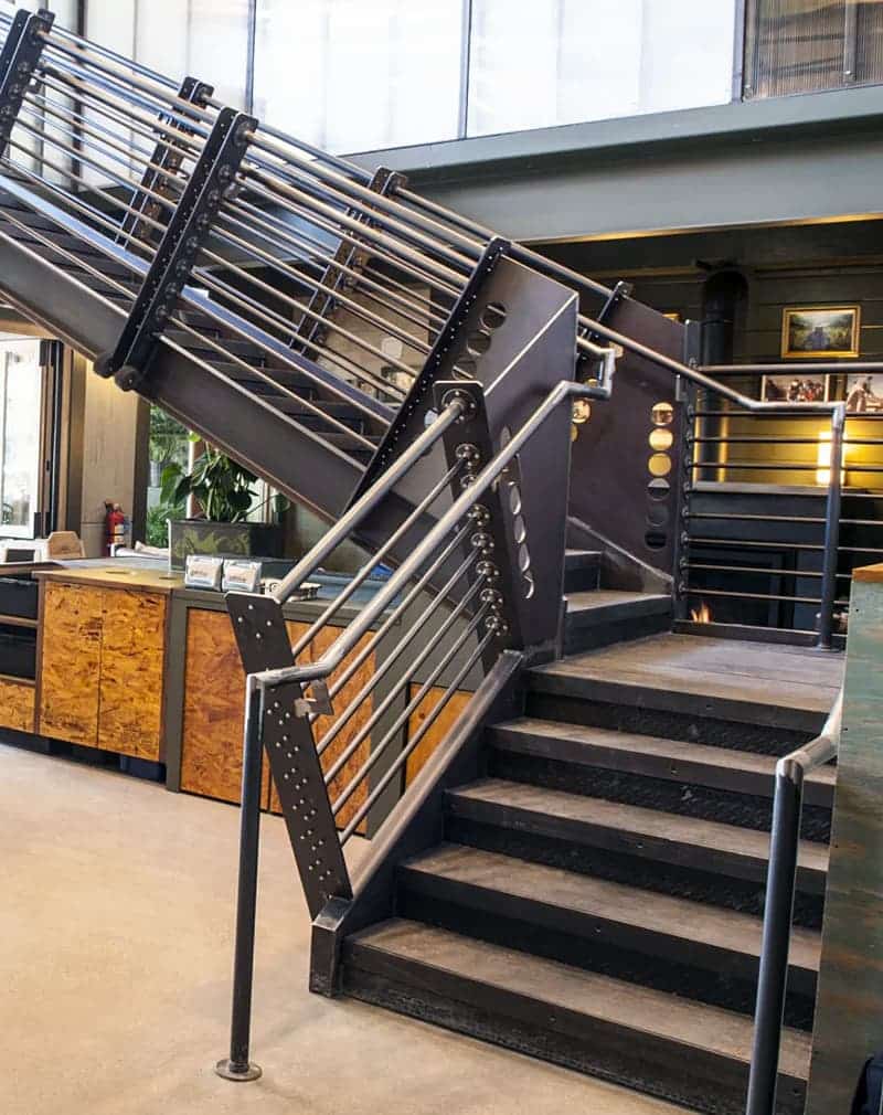 Loft_7_rail_3.jpg Перила металлические лофт "Субмарина" — изображение 1