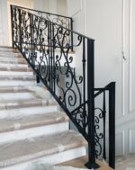 Перила металлические с ковкой "Петергоф"