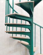 Лестница винтовая на металлокаркасе "Ретро" — изображение 2