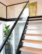 Лестница лофт на металлокаркасе "Стекло Б" — изображение 2