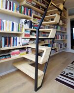 Лестница на металлическом каркасе "Либро"